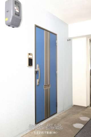 1K Apartment for Rent in Naha, Okinawa - Corpo Yaka Ateka Baru - Thumbnail 2