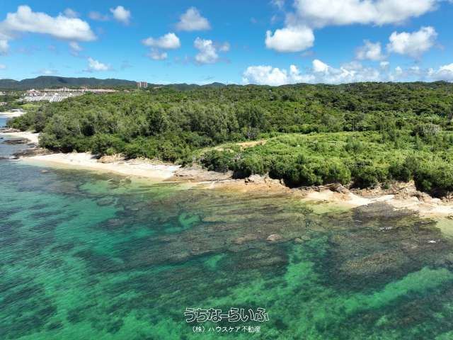 Oceanfront Land for Sale in Nago City, Okinawa - 4299m² Near Beach - Thumbnail 3