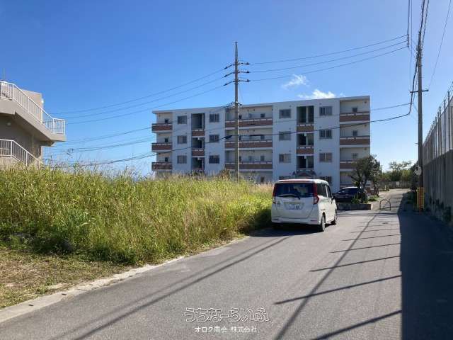 268m² Corner Land Plot for Sale in Nakagusuku Village, Okinawa - Image 1