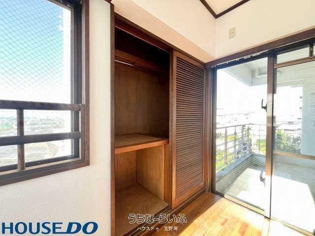 Fine Ginowan 3LDK Apartment with Ocean View for Sale - Thumbnail 3
