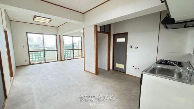 Renovated 2LDK Apartment for Rent in Haebaru, Okinawa - Thumbnail 3