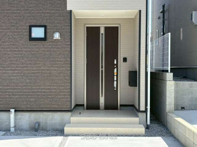 New 4LDK House for Sale in Ginowan, Okinawa - ZEH Standard - Thumbnail 4