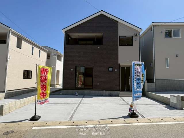 New 4LDK House for Sale in Ginowan, Okinawa - ZEH Standard - Thumbnail 2