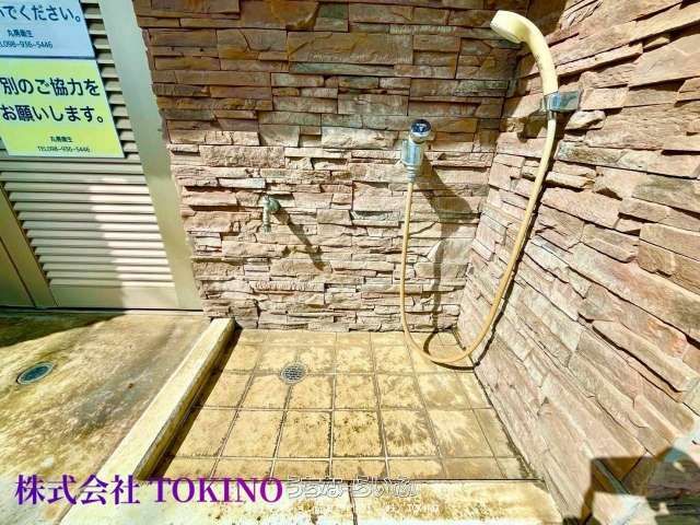 Wise Sky Villa Araha Ocean View 2LDK Condo in Chatan, Okinawa - Thumbnail 2