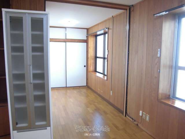 Spacious 1R Apartment for Rent in Furujima, Naha City, Okinawa - Thumbnail 3
