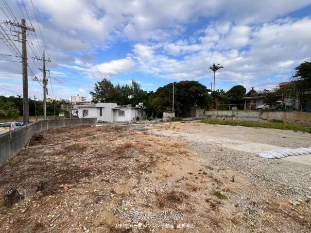 270.56 sqm Land for Sale in Ginowan City, Okinawa - Thumbnail 3