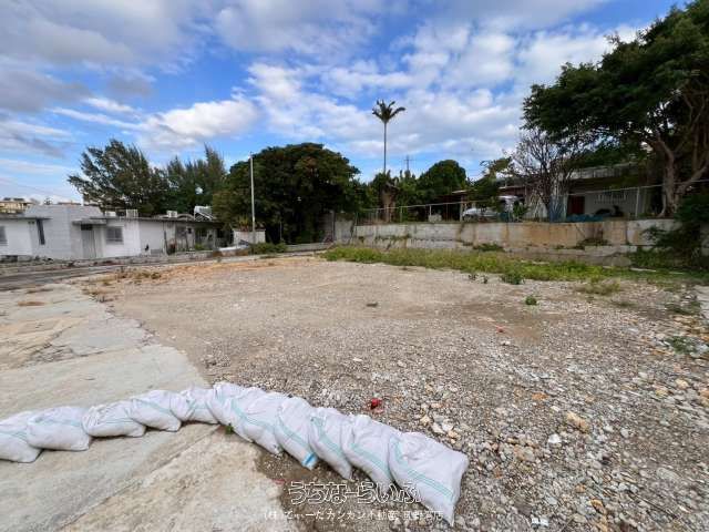 270.56 sqm Land for Sale in Ginowan City, Okinawa - Thumbnail 2