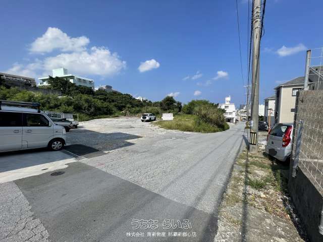 1118 sqm Land for Sale in Urasoe, Okinawa - Development Potential - Thumbnail 4