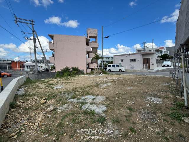 Land for Sale in Uruma City, Okinawa - 177.52m² Buildable Plot - Thumbnail 2