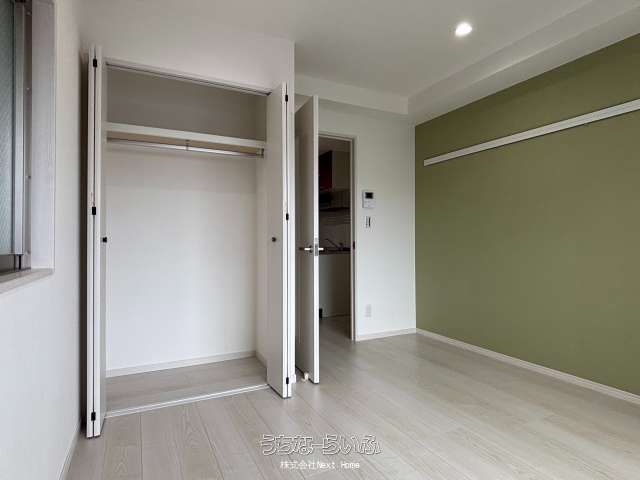 MAHALO 201: 1K Apartment for Rent in Tomigusuki, Okinawa - Thumbnail 3