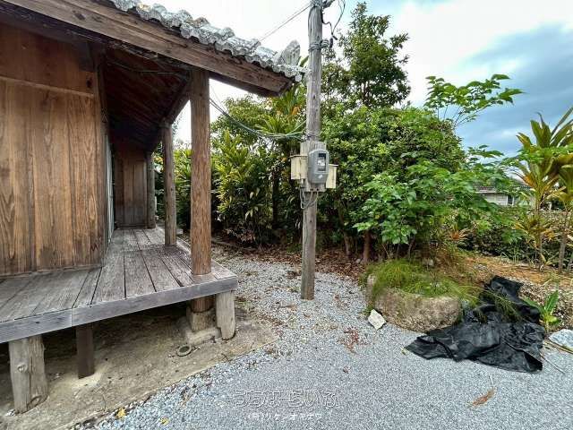 Renovated Ryukyu Old Folk House for Sale in Nago, Okinawa - Thumbnail 4