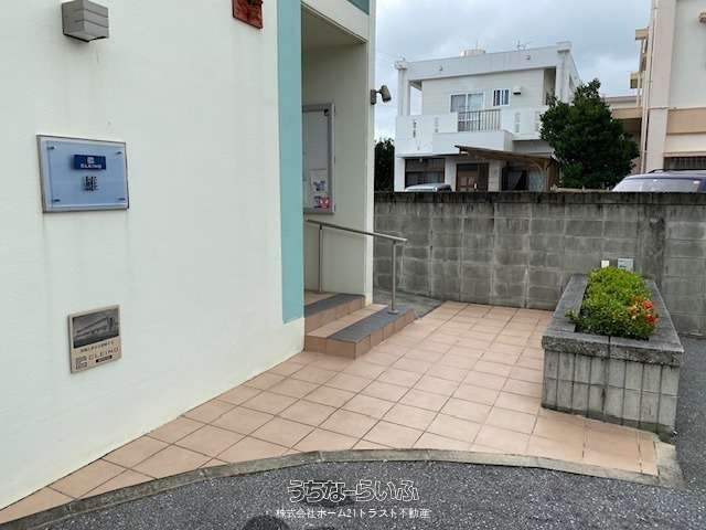 1K Furnished Apartment for Rent in Nishihara, Okinawa - Clayno Yū 201 - Thumbnail 2