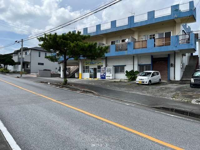 Okinawa City Apartment & Coin Laundry Shop for Sale - 536.43㎡ Land - Thumbnail 4
