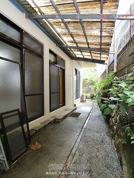 Sunflower Apartment 1F: 3SLDK Rental in Okinawa City - Thumbnail 3