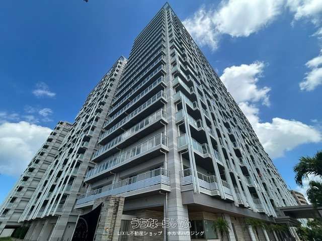 Altuure Mihama High-Rise 2LDK Condo with Ocean View, Chatan - Thumbnail 2