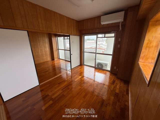 2DK Rental Apartment in Nanjo City, Okinawa | 50,000 Yen - Thumbnail 3