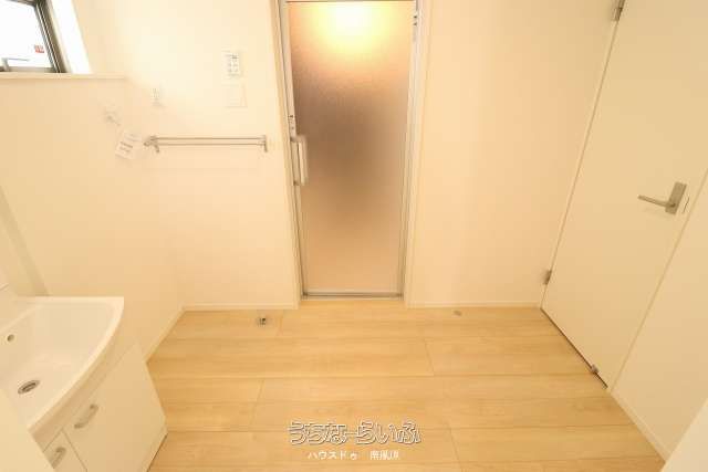 New 4LDK House with Telework Room in Nanjo City, Okinawa - Thumbnail 4