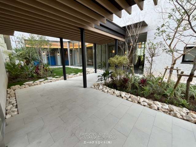 New Build 3LDK Apartment in Naha with Rooftop Terrace & Sauna - Thumbnail 2