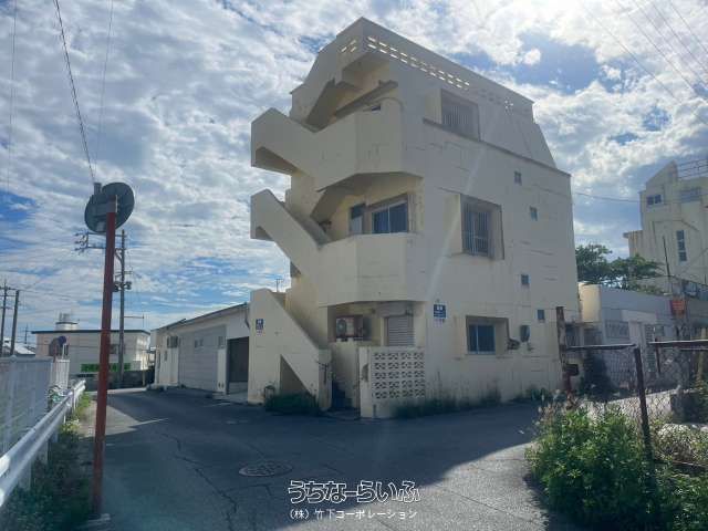 Okinawa City Miso 1-chome Commercial Building for Rent - Thumbnail 3