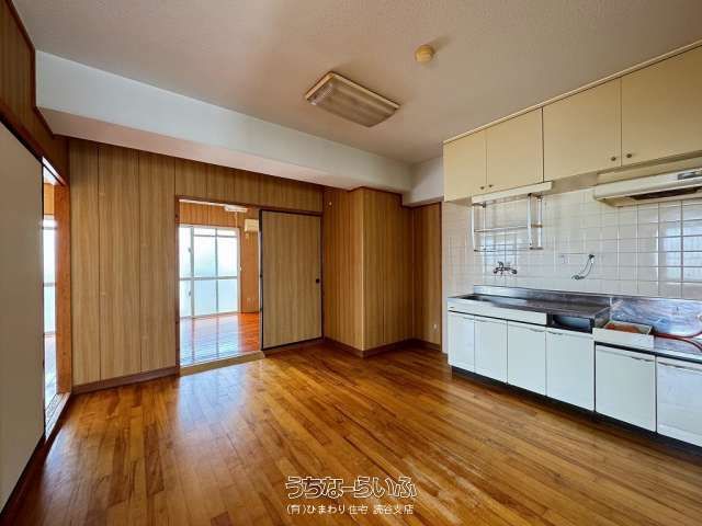 3LDK Apartment for Rent in Yomitan Village, Okinawa - Thumbnail 3