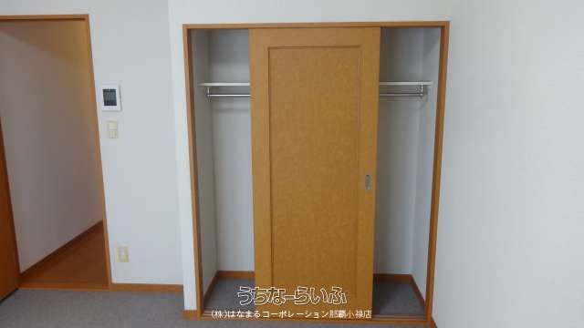 Leopalace Wa 305: Furnished 1K Apartment for Rent in Okinawa City - Thumbnail 4