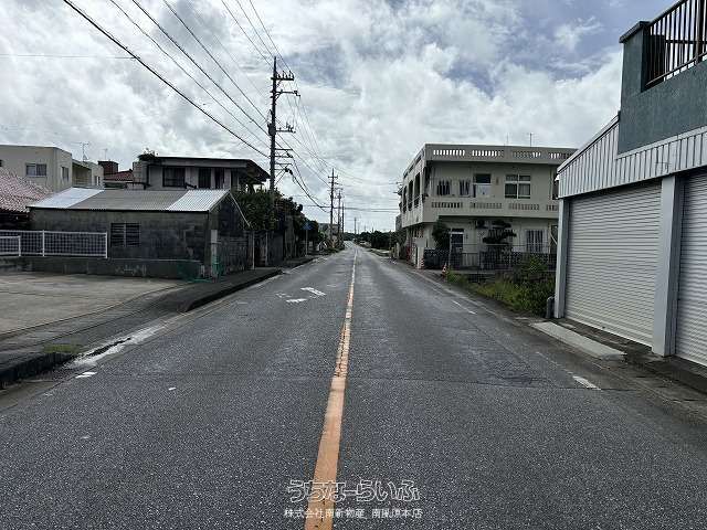 708.4 sqm Land for Sale in Maebira, Itoman, Okinawa - Thumbnail 2