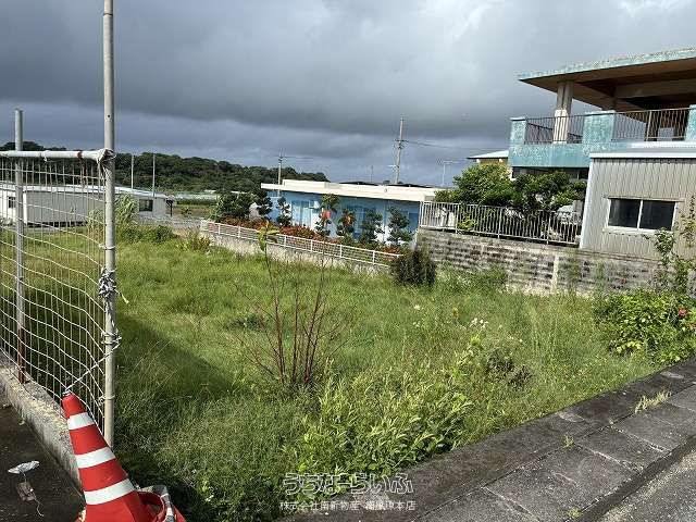 708.4 sqm Land for Sale in Maebira, Itoman, Okinawa - Thumbnail 3