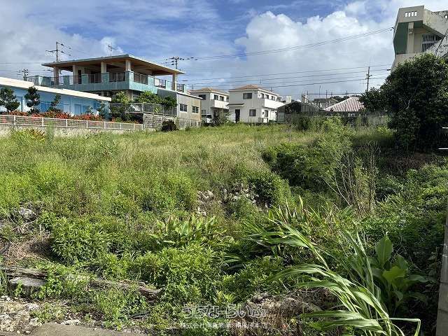 708.4 sqm Land for Sale in Maebira, Itoman, Okinawa - Thumbnail 4