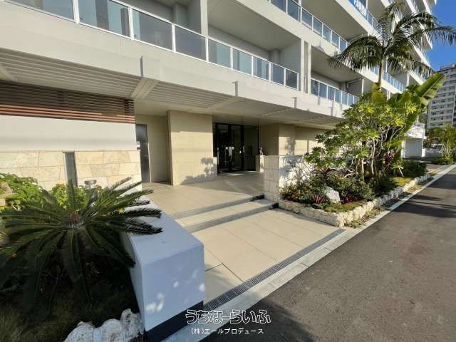 Luxury Ocean View Apartment in Gran Cosmoza Resort Okinawa - Thumbnail 2