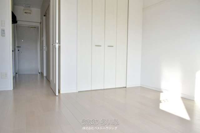 1K Apartment for Rent in Naha, Okinawa - Near Asato Station - Thumbnail 4