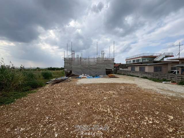 Ocean View Land for Sale in Yomitan Village, Okinawa - 306.73m² - Thumbnail 4