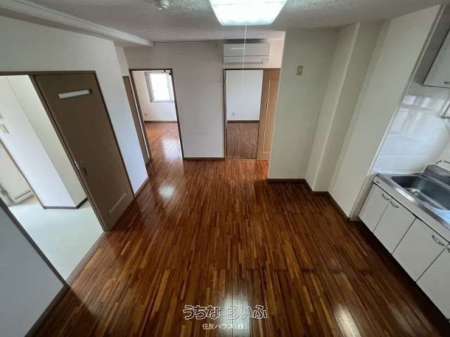 Nex Court Kuwae 203: 2LDK Apartment for Rent in Chatan, Okinawa - Thumbnail 4