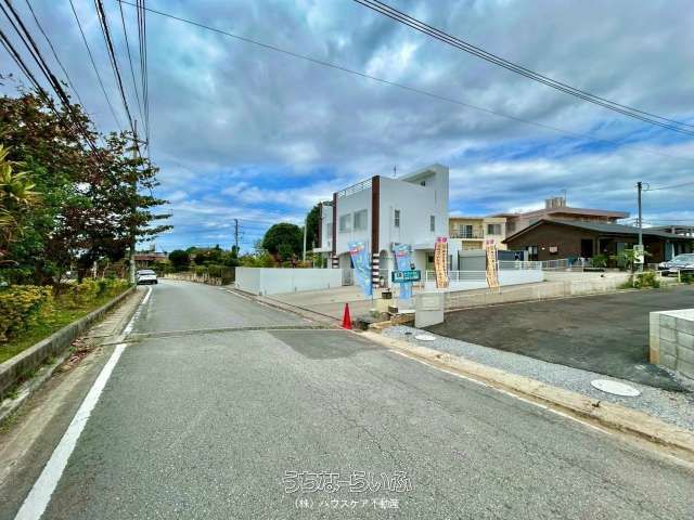 57.4 Tsubo Residential Land Plot for Sale in Yomitan, Okinawa - Thumbnail 4