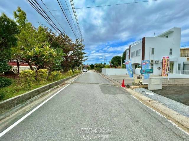 57.4 Tsubo Residential Land Plot for Sale in Yomitan, Okinawa - Thumbnail 3