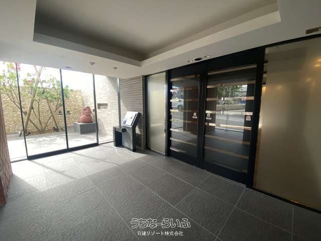 Lions Urasoe Shiroma Grand Terrace 2LDK with Sea View - Thumbnail 3