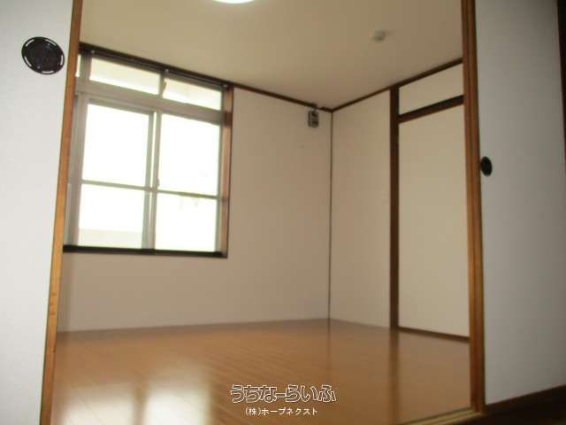 3DK Apartment for Rent in Naha Uema, Okinawa - Thumbnail 4