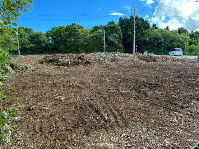 Land for Sale in Motobu, Okinawa - 555.37 sqm Development Plot - Thumbnail 3