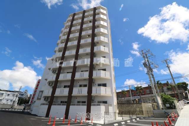 1DK Apartment for Rent in Ginowan, Okinawa - Calm Villa Nagakura - Thumbnail 2