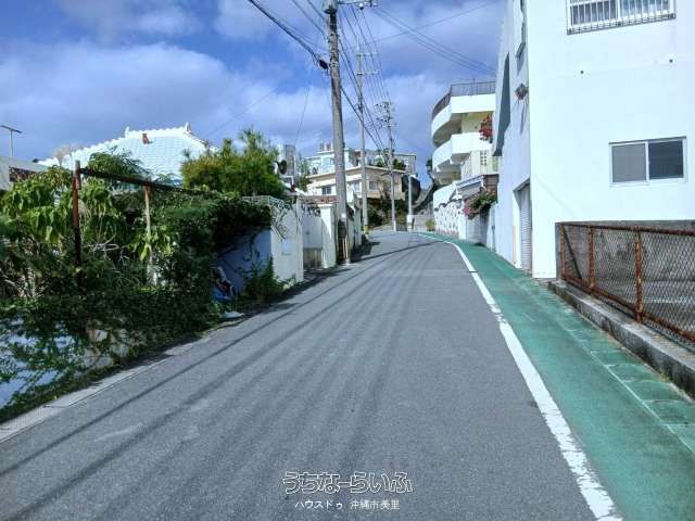 Land for Sale in Kubota, Okinawa City - 402.26m² Plot - Thumbnail 3
