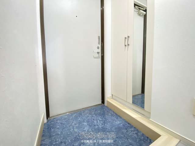 New Life Awase Niban-kan 801: Top-Floor Ocean View Apartment Okinawa - Thumbnail 4