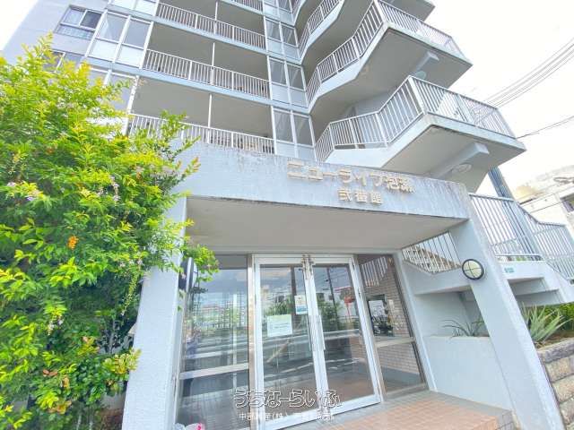 New Life Awase Niban-kan 801: Top-Floor Ocean View Apartment Okinawa - Thumbnail 2