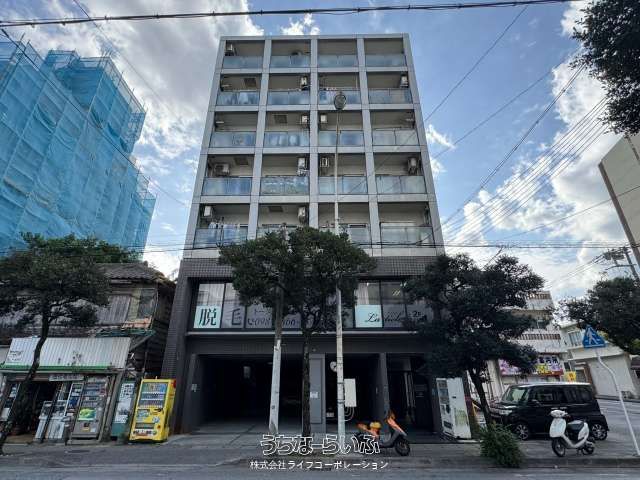 Naha Tsuji Investment Apartment Building with 6.34% Yield - Image 1