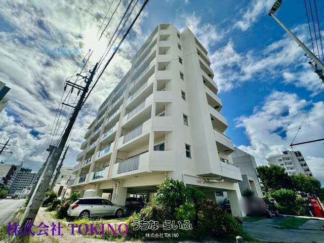 Bears Court Kuwae Sun Terrace 2LDK Condo for Sale in Chatan - Thumbnail 2