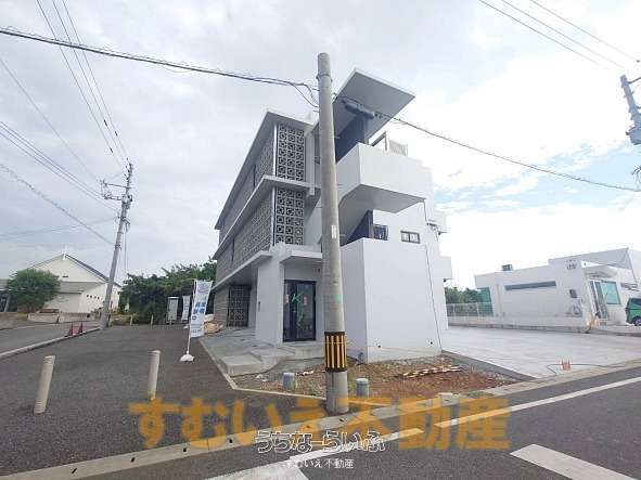 New 2LDK Apartment for Rent in Yomitan Village, Okinawa - Thumbnail 2