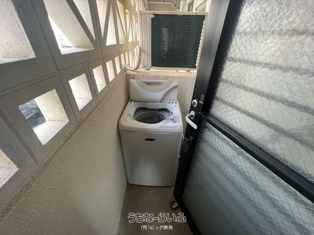Sharman ELL 303: Studio Apartment for Rent in Naha, Okinawa - Thumbnail 2