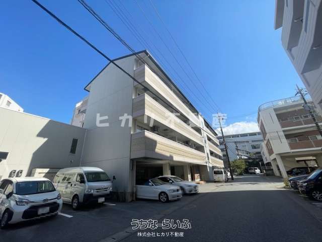 1LDK Apartment for Rent Near Furujima Station, Naha, Okinawa - Thumbnail 2