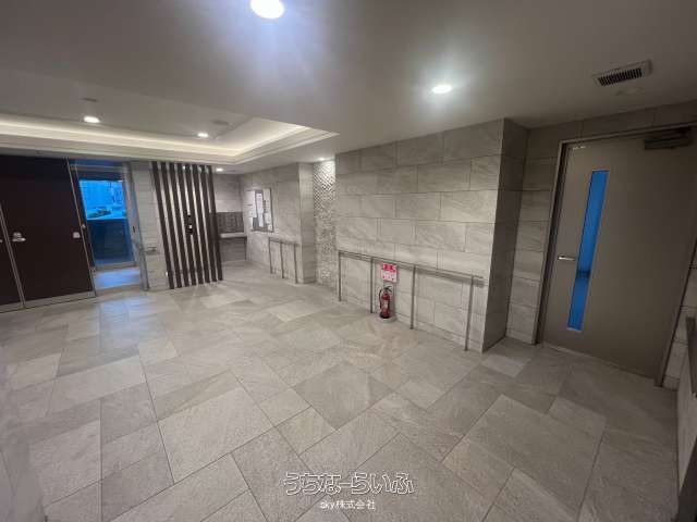 Rent 3LDK Apartment in Ginowan, Okinawa - Grande Premium Vista - Thumbnail 4