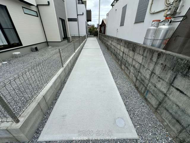 New 4LDK Detached House for Sale in Uruma City, Okinawa - Thumbnail 4