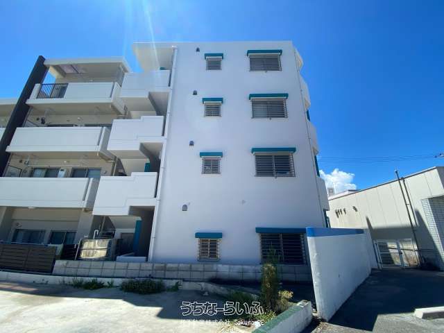 11-Unit Apartment Building for Sale in Uruma, Okinawa - 5.1% Yield - Thumbnail 2