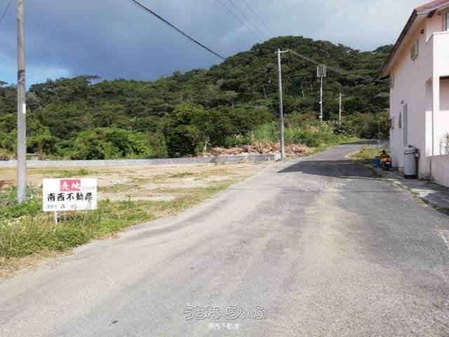 1244 sqm Land for Sale in Ishigaki with Taketomi Island Views - Thumbnail 2